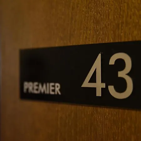 Milmari 43 Premier Pollo Апартаменты *